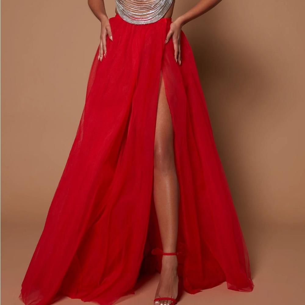 Brand New Fashion Nova “Cinderella” Tulle Long Skirt